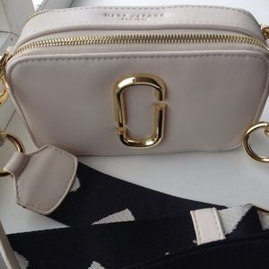 Marc jacobs snapshot white bag
